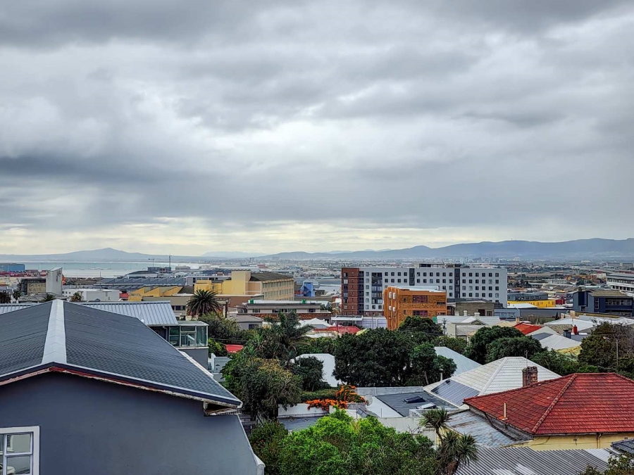 1 Bedroom Property for Sale in Woodstock Western Cape